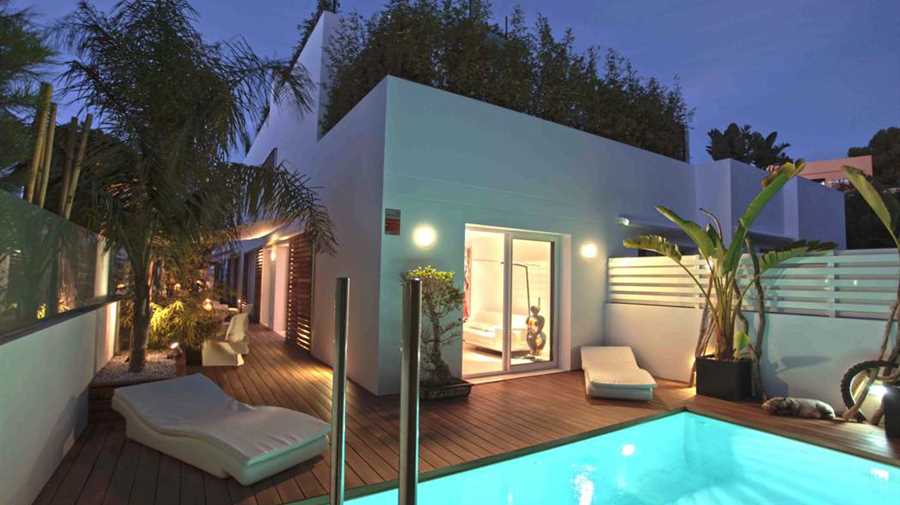 Nice Luxury ground floor apartment for sale in Talamanca