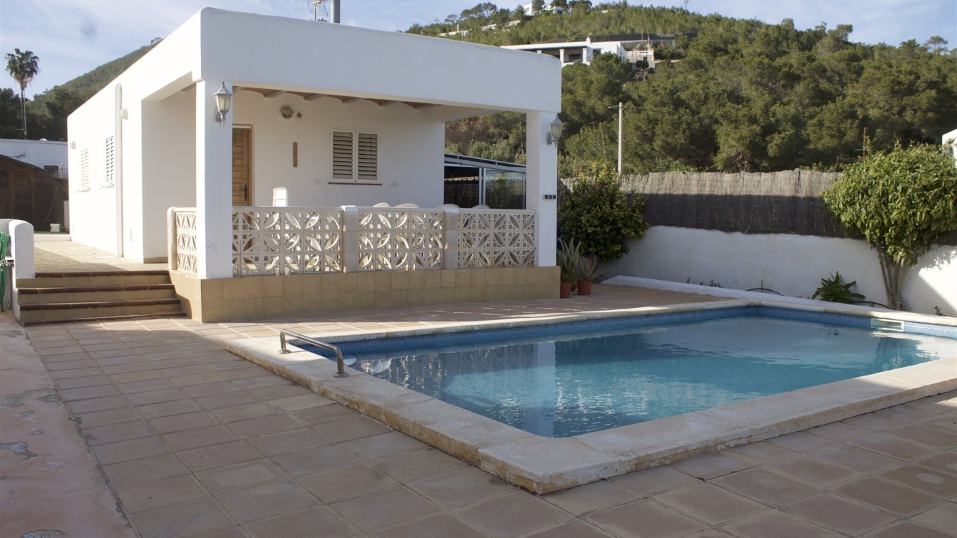 House with panoramic views of Jesus for sale in Ibiza