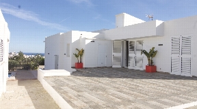 House with panoramic views of Jesus for sale in Ibiza