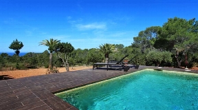 Villa with sea views Cala Tarida