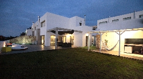 Semi-detached house in Roca Llisa with private pool