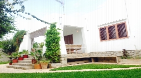 Detached house in the village of Jesus