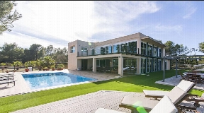 Villa in the south of Ibiza close to Cala Jondal for sale