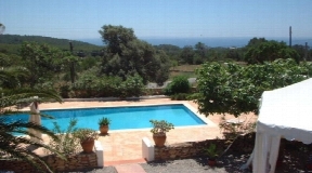 Rustic restaurant in Ibiza close to Es Cubells