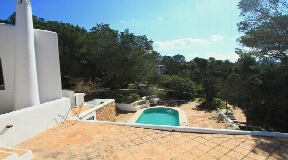 Rustic villa with fantastic views in ibiza