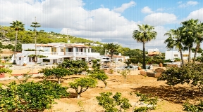 Wide villa with 5 bedroom for sale near to Ibiza