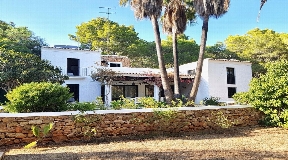 Delightful country cottage for sale with many traditional elements in San Carlos