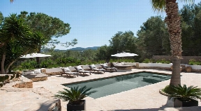 Wonderful Villa with pool for sale near to Cala llonga