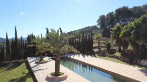 Desirable two level country villa for sale in San Mateo