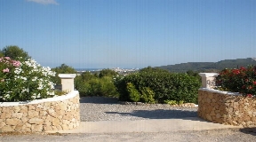 Great villa for sale is situated on the hillside of st. Rafael