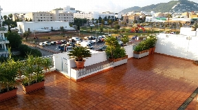 Superb penthouse in Santa Eulalia for sale