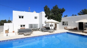 Amazing modern villa for sale in Cala de Bou for sale