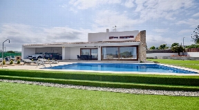 Unique villa with touristic licence in San Augustin for sale