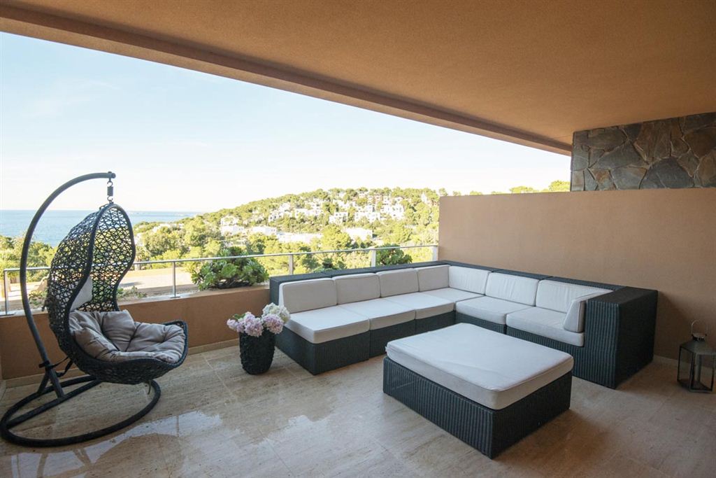 Nice duplex apartment amazing views on the west coast for sale