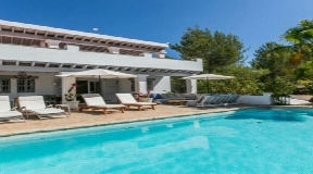 Country finca in forest near to Santa Gertrudis for sale