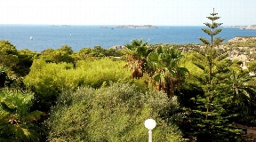 Mediterranean style villa within sea views and walking distance to the beach for sale