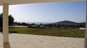 Wonderful villa with a total of 650 m2 for sale