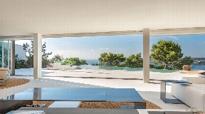 Amazing  villa for sale with a modern architecture in Cala Moli