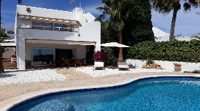 Villa with views to Formentera and Dalt Vila in Can Pep Simo for sale