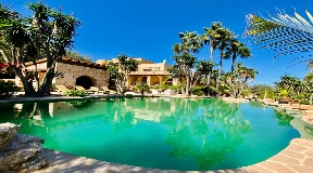 Large luxury Villa in Ibiza with view with horse stables near San Agustin