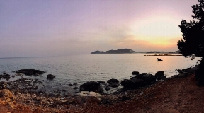 Frontline Bungalow for sale in San Carlos with beach access