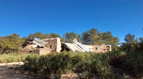 Rustic 550.000 m2 land with sea views near Ibiza for sale