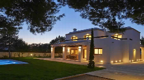 New and modern villa situated in a very peaceful area