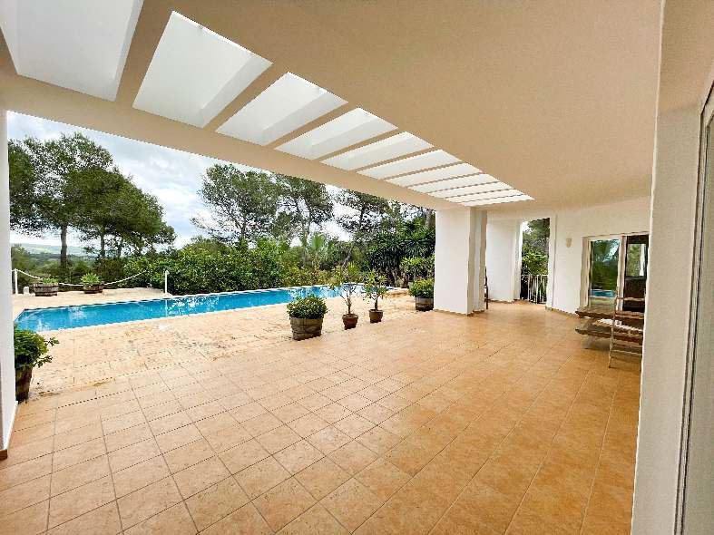 Wonderful villa in near proximity to Mornacollege and panoramic sea views