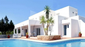 Amazing house with sunset views in the area of Punta Galera for sale