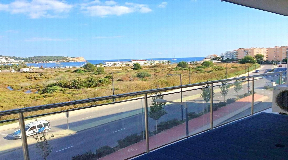 Superb apartment with sea views at Talamanca for sale