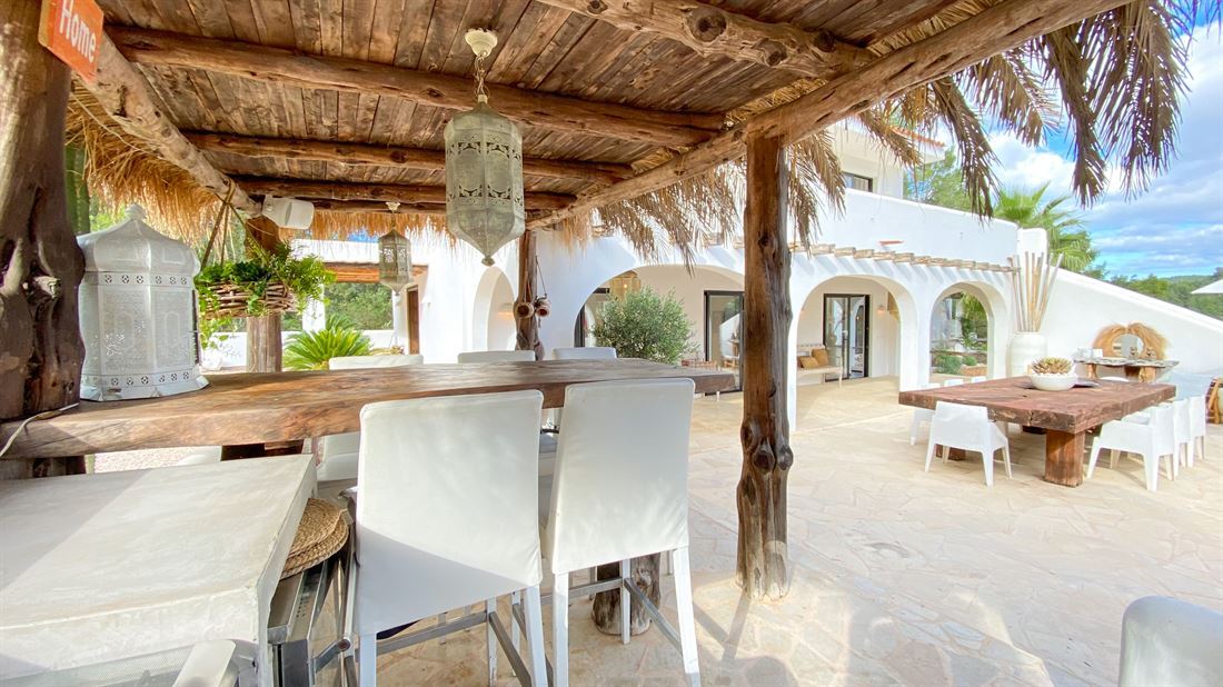 Wonderful five-bedroom villa for sale in the countryside near Sant Miquel