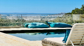 Modern 5 bedroom villa for sale with fantastic sea views and Dalt Vila