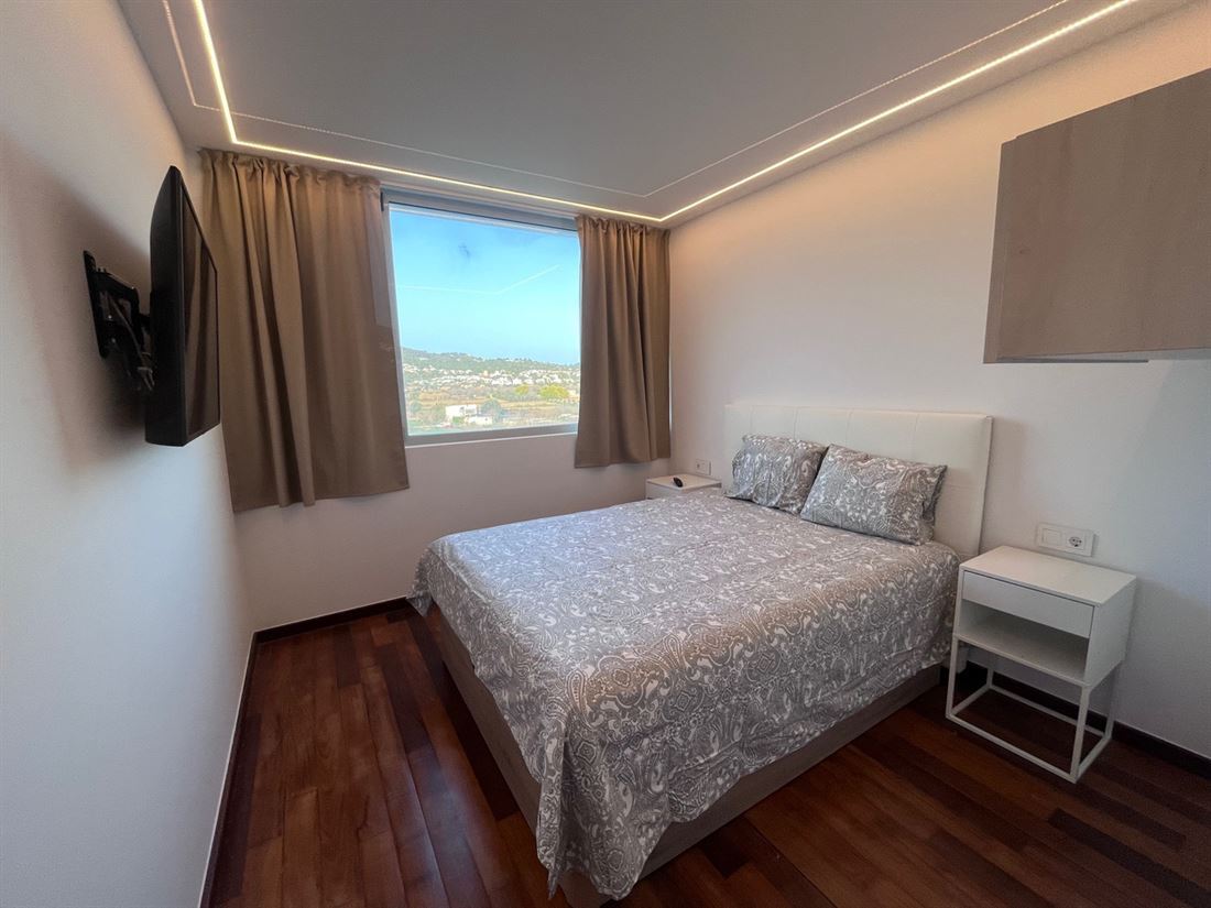 Superb apartment overlooking Talamanca beach for sale
