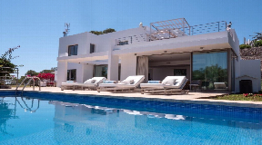 Modern villa for sale with rental license in Roca Llisa Ibiza