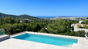 Beautiful villa with nice view to d'alt Villa and Formentera in Can Furnet for sale
