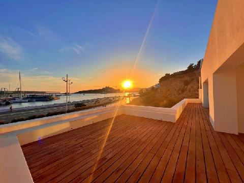 Modern villa in Illa Plana with sea view for sale