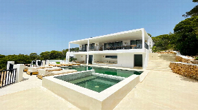 Nice sea view property with rental licence in San José for sale