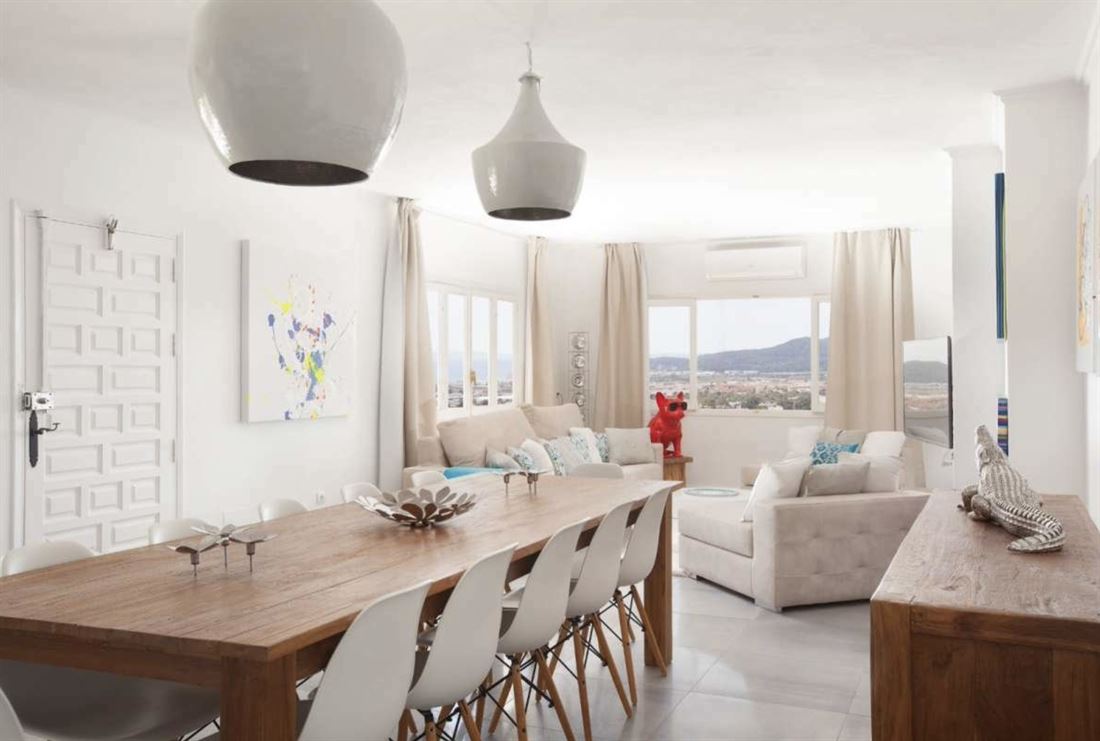 Nice villa only 5 minute to Ibiza town with unparalleled sea views for sale