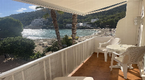 Nice apartment in cala Llonga with sea views for sale