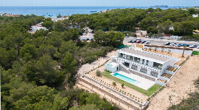 Superb high quality villa for sale in Cala Tarida