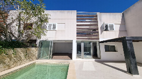 Nice townhouse in Santa Gertrudis for sale with private pool and parking